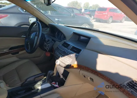 2010 Honda Accord 3.5 Ex-L z USA, uszkodzony, nr VIN 1HGCP3F85AA006686